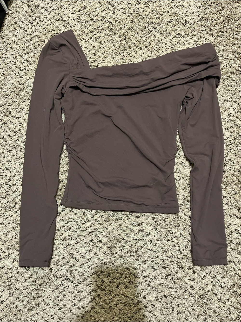 Women’s Off-Shoulder Long Sleeve Top in Dark Brown
